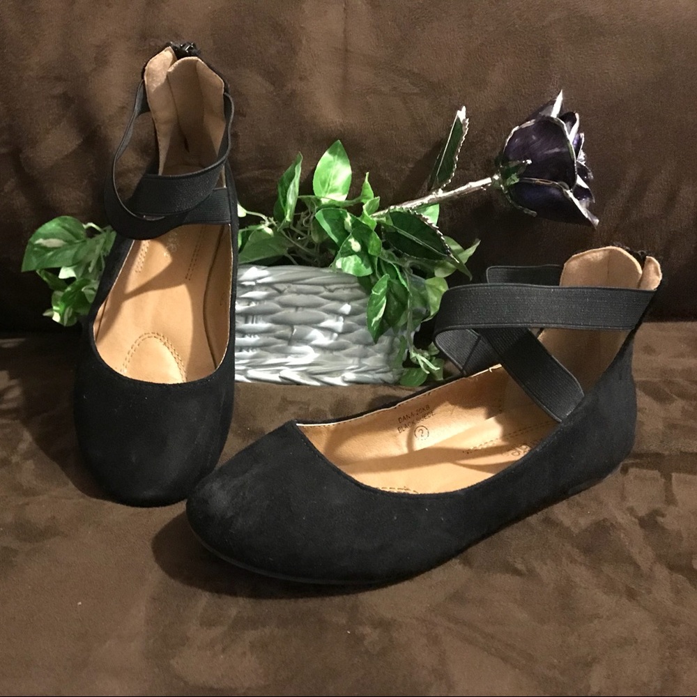 Bella Marie Black Suede Sandals - Picture 3 of 8